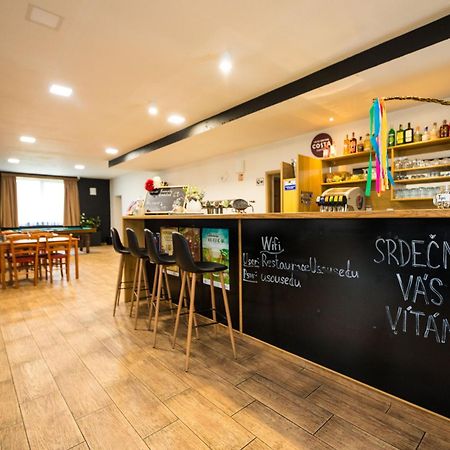 Penzion A Restaurace U Sousedu Strazny Zewnętrze zdjęcie
