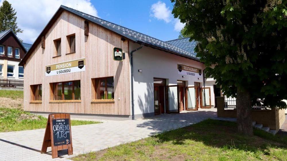 Penzion A Restaurace U Sousedu Strazny Zewnętrze zdjęcie