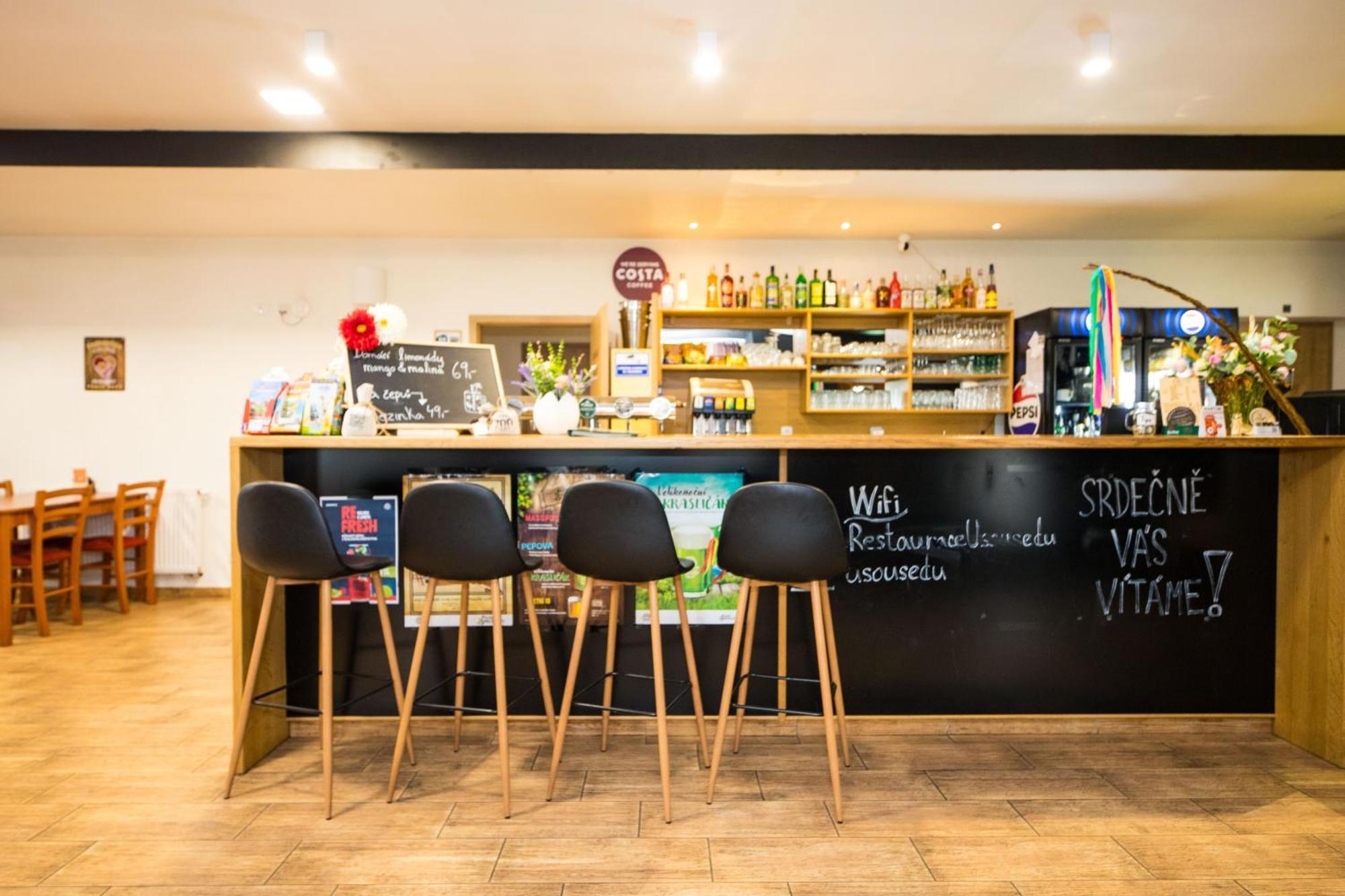 Penzion A Restaurace U Sousedu Strazny Zewnętrze zdjęcie